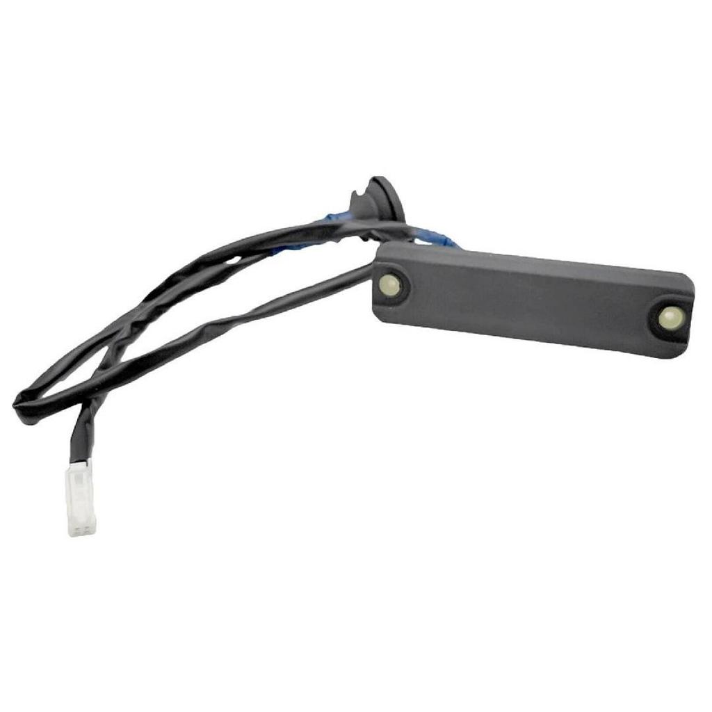 Переключатель двери багажника Toyota Prius 84840-47020