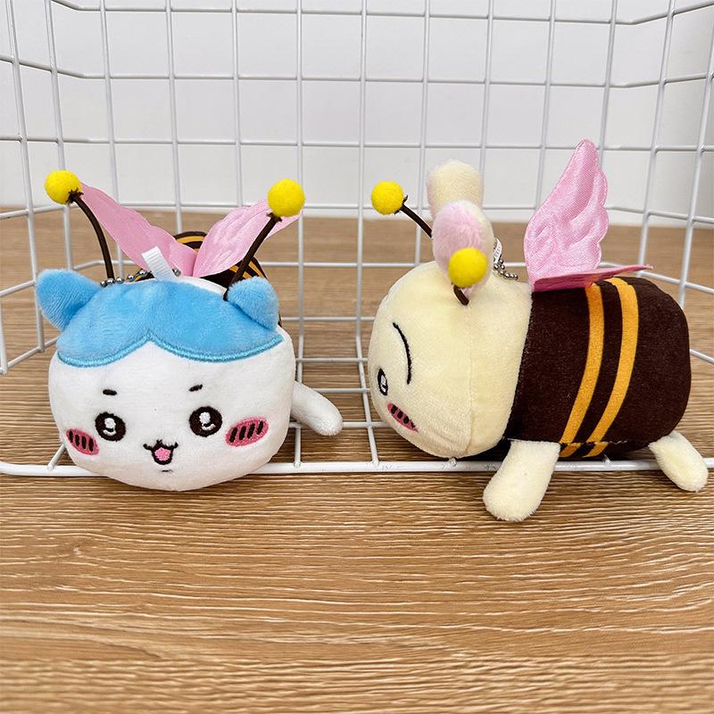 Превращается в маленькую плюшевую куклу-пчелку, подарочный кулон для школьной сумки, украшение, милый мультяшный брелок, 4-дюймовая кукла