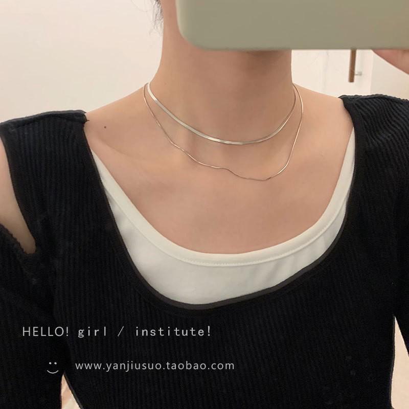 Double-Layer Rose Zircon Sweater Necklace: Elegant Summer Clavicle Chain, Women's Light Luxury High-End Accessory.