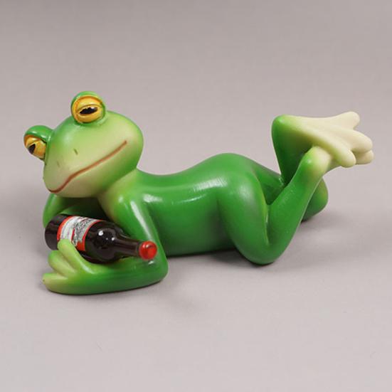 Lying Frog Figurine Planter Decoration Mini Frog Statue Resin Frog Holding Bottle Ornament for Garden Home Office Flower Pot Edge