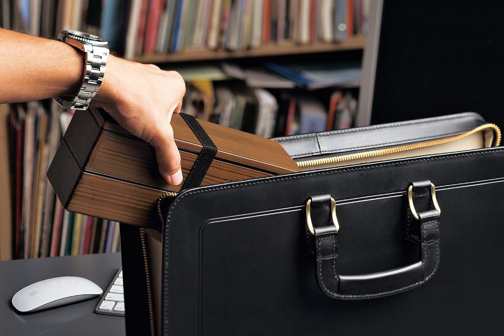 Tatsumiya Slim Two-Tier Lunch Box, Tochigi Wood Grain, 840 30438