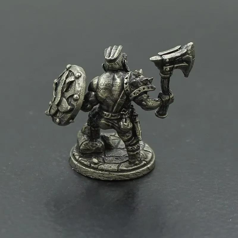 Vintage White Brass Miniature Dwarf Warrior Statue Desktop Board Game Warrior Model Toy Boys Desk Decorative Ornament Craft Gift