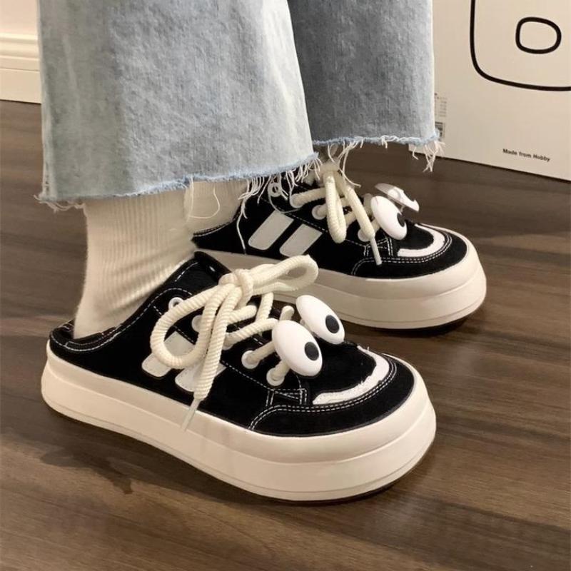 Big Eyed Ugly Cute Thick Soled Canvas Women's 2024 New Design Sense Flat Bottomed Casual Versatile Vulcanized Women's Shoes