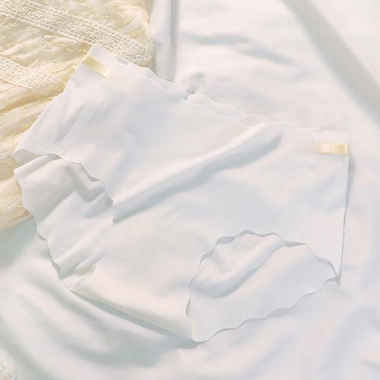 Women Underpants Seamless Solid Color Ice Silk Soft Breathable Quick-drying Low Waist Moisture-wicking Elastic Lady Briefs Sports Panties