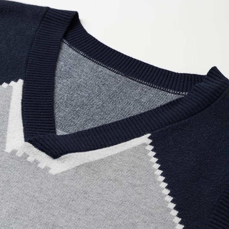 Chuyu Women's Cat Jacquard Knit Vest