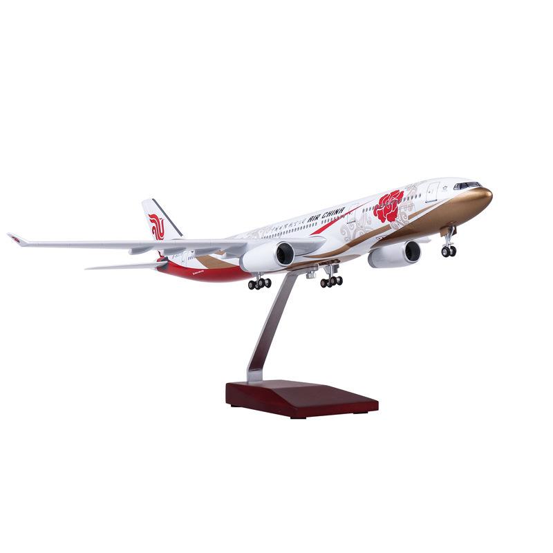 Модель Airbus A330 авиакомпании Air China 'Zichen Hao' (1:Масштаб 135) С колесами и огнями - 47 см Украшение Пассажирский Самолет Гражданской Авиации.