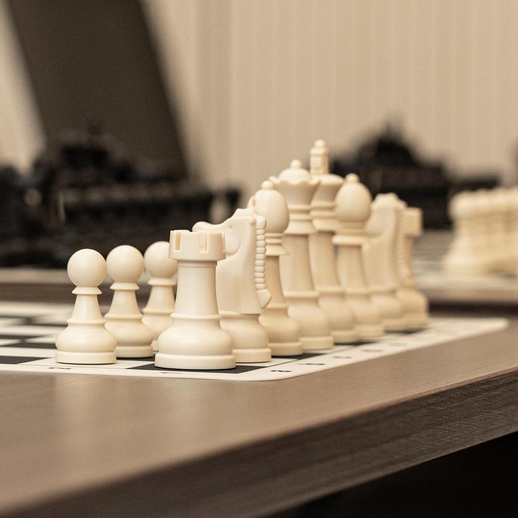 Дорожный шахматный набор x Складная силиконовая шахматная доска Высота короля Пластиковые фигуры Стаунтона Сумка для хранения A&A / 15" 15" / 3.25" /