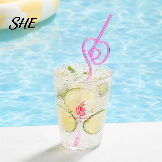 Heart Shaped Plastic Straws 10PCS PET Straws, Reusable Curved Creative Shapes Fun Drinking for Kids Adults Party Games Smoothies Juice Drinks