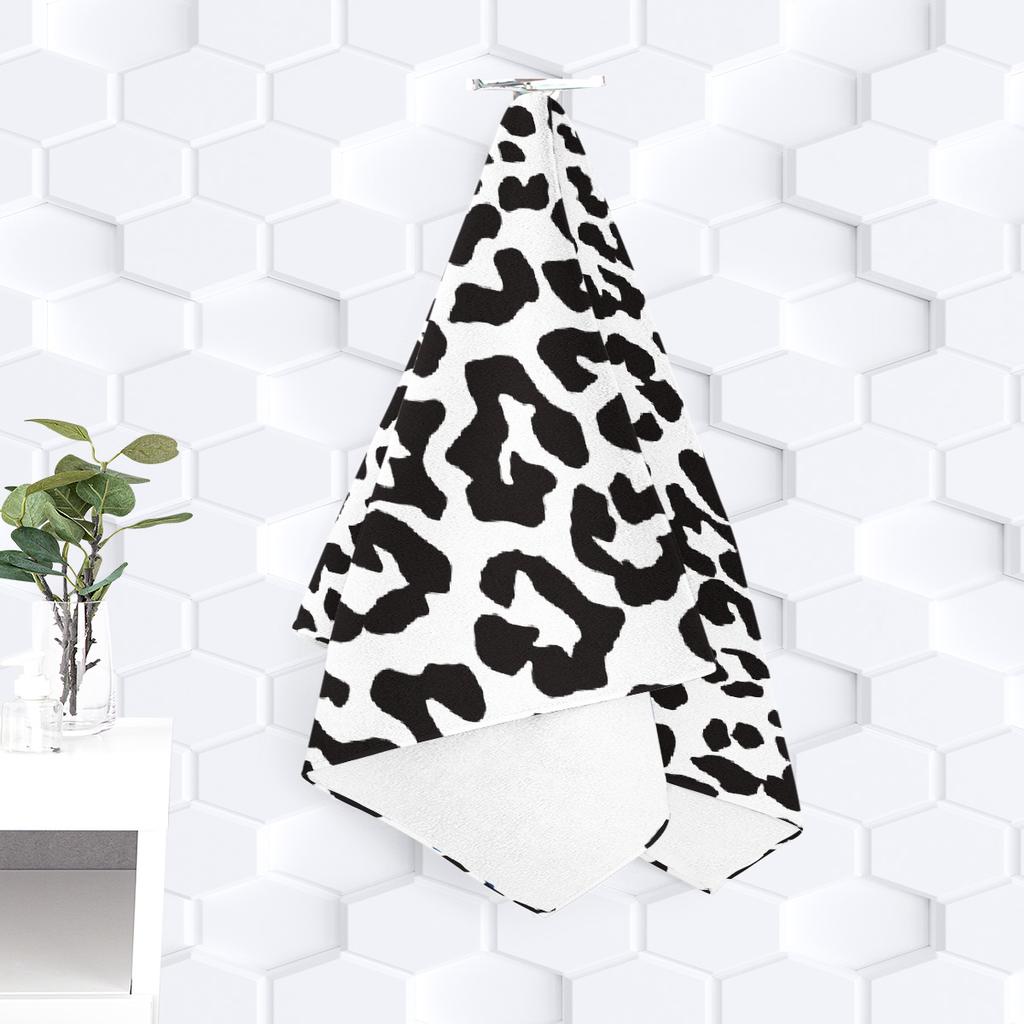 1PC Black and White Cheetah Print Beach Towel, Oversized Leopard Towel for Women, Absorbent Quick Dry Gift Microfiber Pool Towel