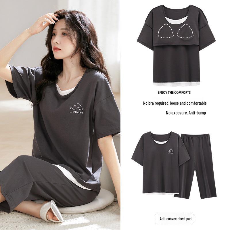 Женский летний капри-пижамный комплект 2025: Тонкий хлопок с коротким рукавом и нагрудными вкладышами, универсальный для ношения дома или на улице