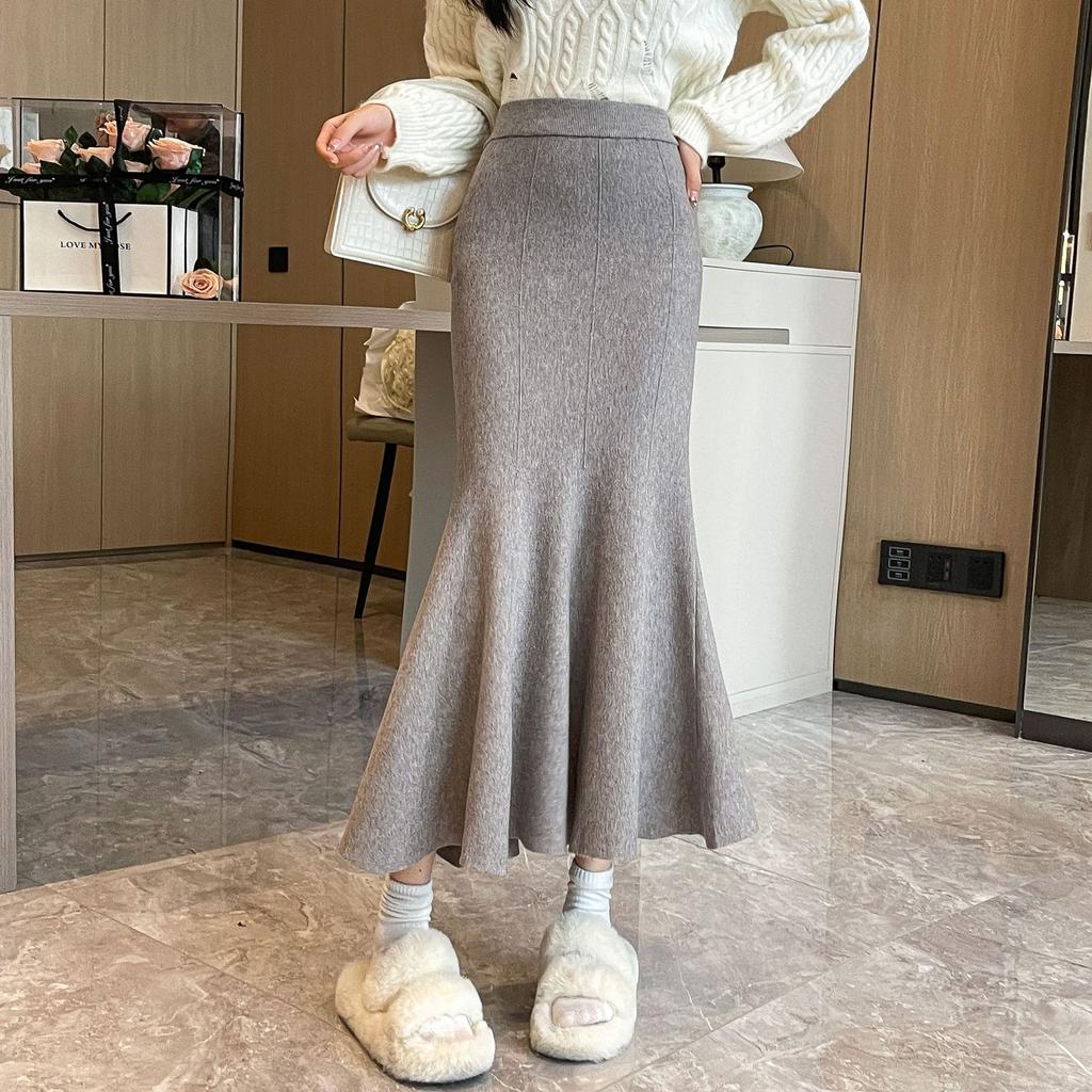 Autumn Winter Streetwear Knitted High Waist Package Hip Skirt Korean Fashion Fishtail Skirt Elegant Office Lady Long Skirt Women