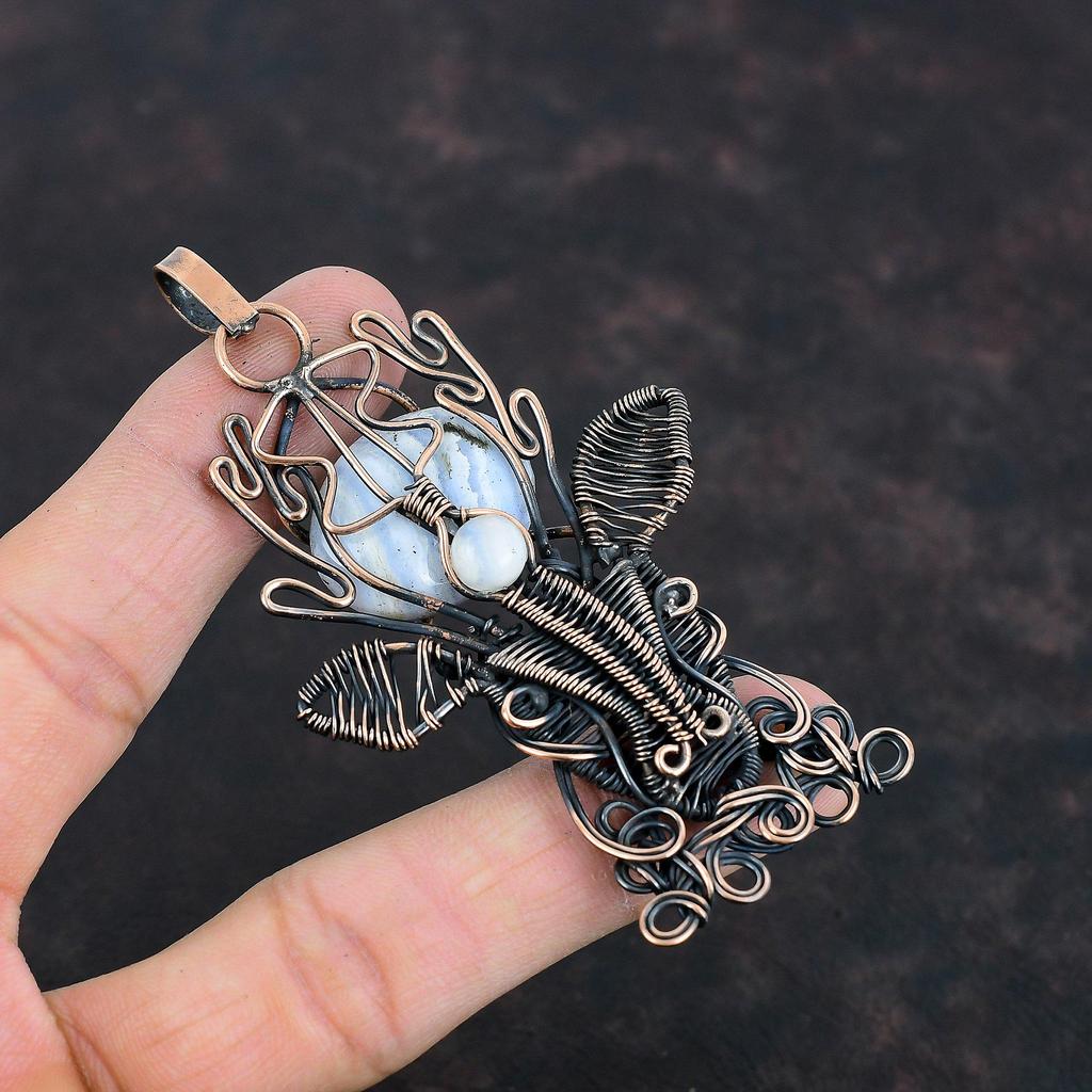 Подвеска из голубого кружевного агата, подвеска из драгоценного камня, обернутая медной проволокой, подвеска из радужного лунного камня, ювелирное изделие ручной работы из медной проволоки, уникальная подвеска в виде морды оленя