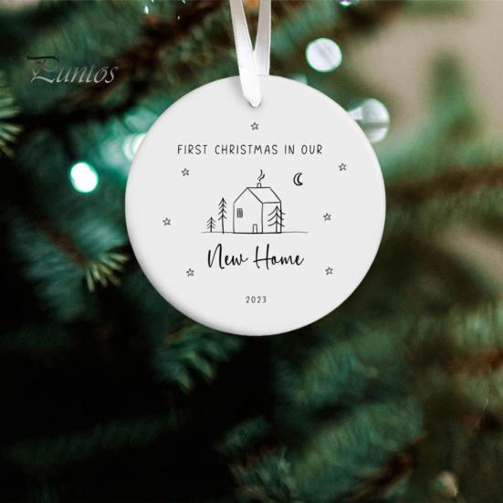 Кулон «Первое Рождество в нашем доме» Двусторонний принт Круглая форма сердца Гладкие висячие благословения Декоративный подарок на новоселье Украшение окна