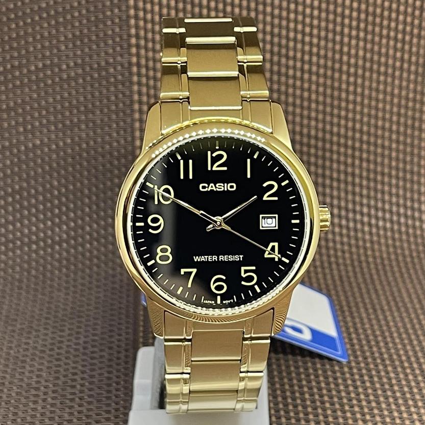 Casio Аналоговые кварцевые часы MTP-V002G-1B из нержавеющей стали золотистого оттенка с черным циферблатом для мужчин