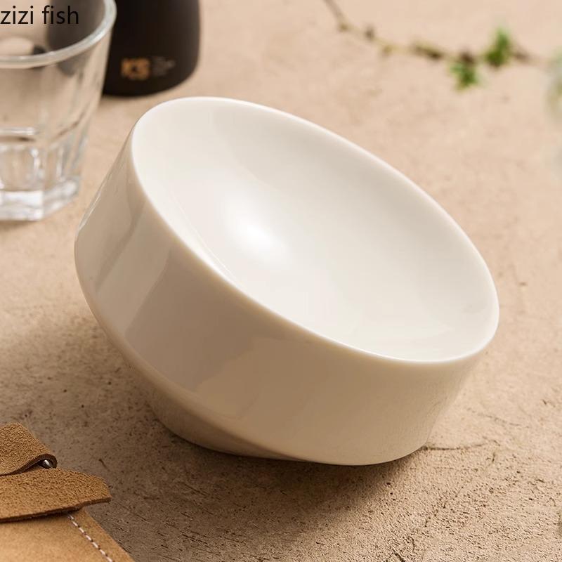 Креативная керамическая тарелка со скошенным краем Специальная десертная тарелка Тарелка для димсамов Тарелки для суши Витрины для молекулярной кухни в отеле