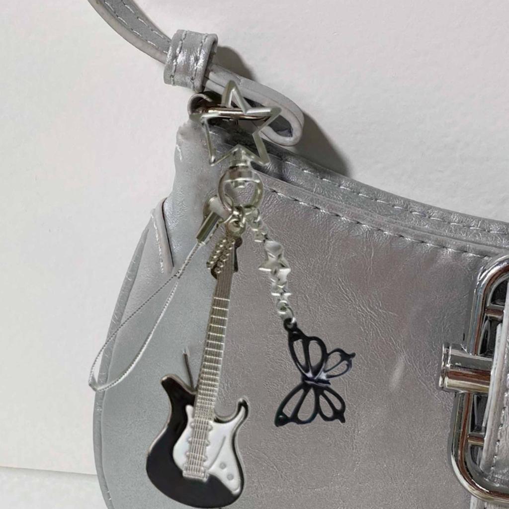 Брелок ручной работы со звездой и пряжкой, стильная телефонная цепочка, электрогитара и черная подвеска в виде бабочки для любителей музыки
