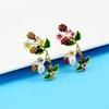 Cute Fashion Color Squirrel Picking Raspberries Brooches for Women Cute Animal Pin Fashion Design New Flower Accessories Gift