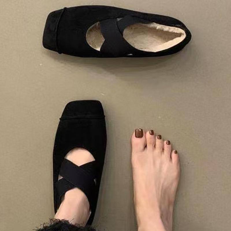 Замшевые туфли для танцев с квадратным носком, короткие плюшевые туфли на плоской подошве, повседневные хлопковые туфли 2025 года, трендовые мягкие зимние туфли для женщин Zapatillas