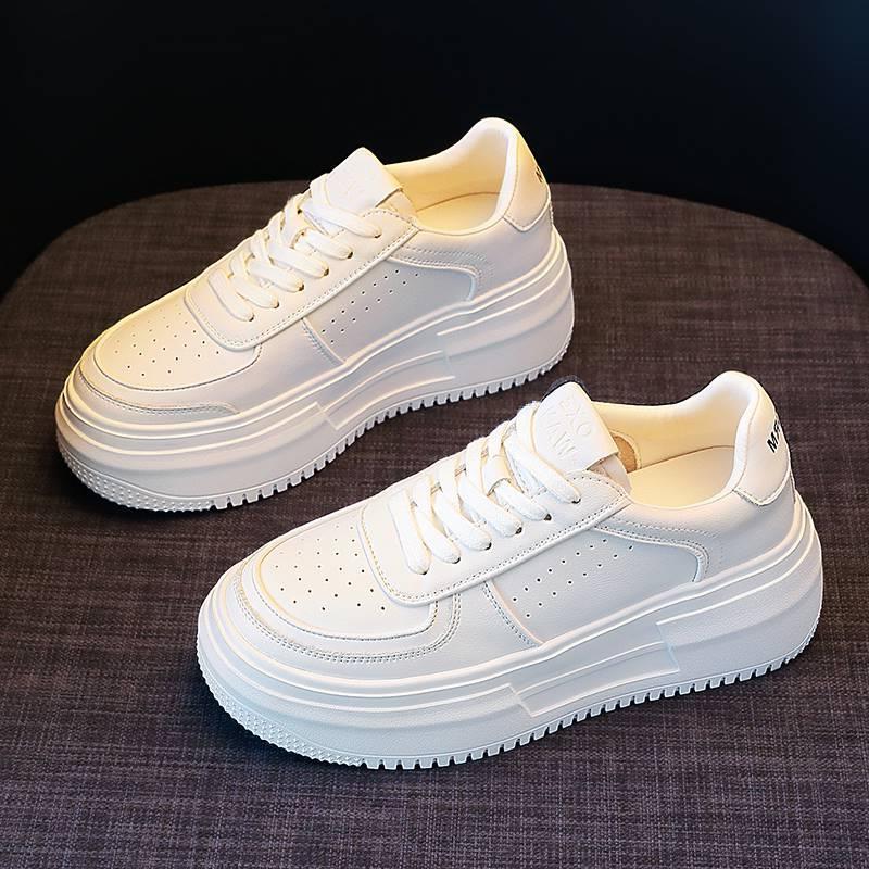 Белые туфли на платформе, женская обувь, обувь для спорта и отдыха, универсальные туфли с кроссовками, увеличивающие рост, новинка весны, мода и отдых