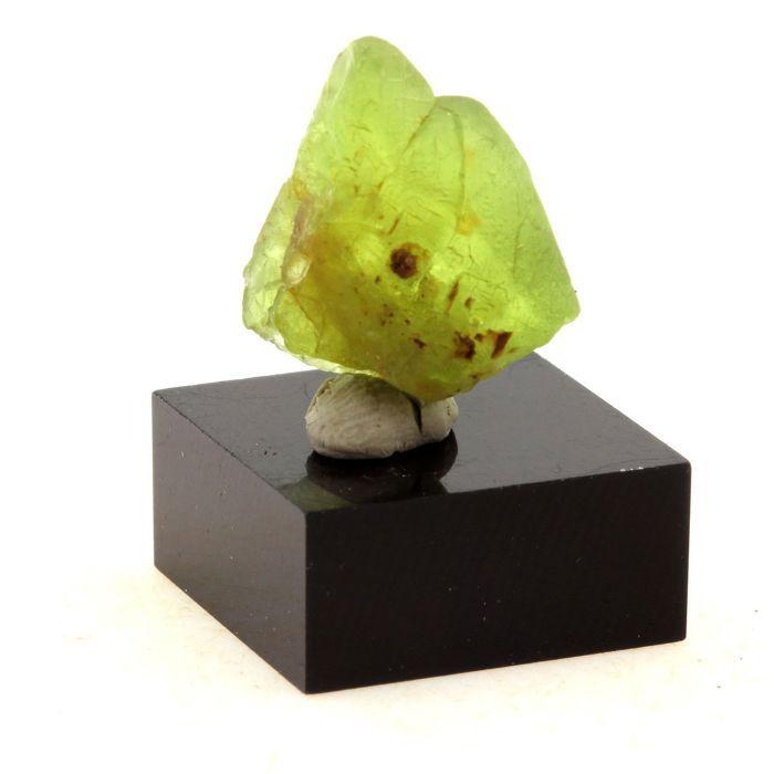 Pierres et Minéraux. Peridot. 15.70 ct. Skardu District, Baltistan, Pakistan.