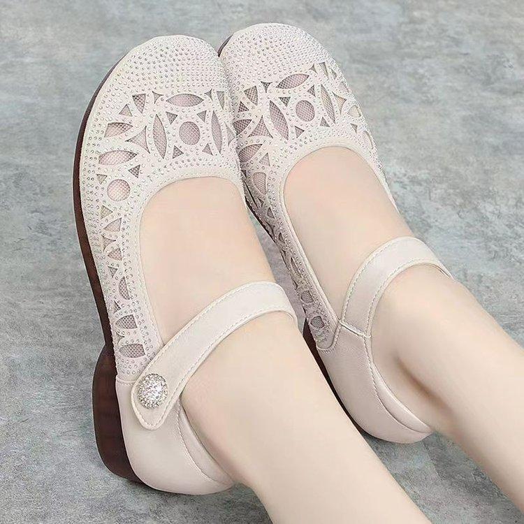 Sandals Women's Summer Leather Hollow Mother Shoes Soft Sole Comfortable Middle-aged and Elderly Large Size Bag Head Flat Bottom Mesh Breathable