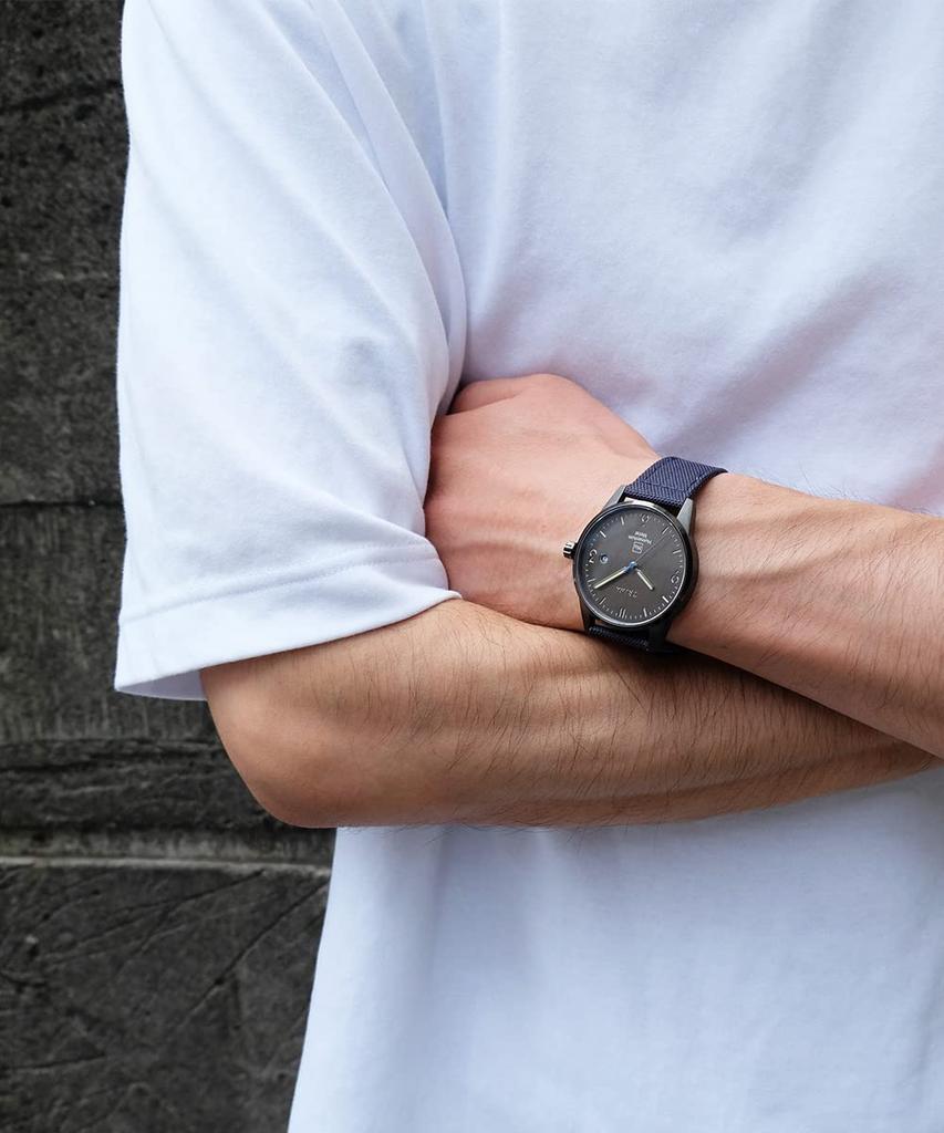 Часы TRIWA HUMANIUM TIME FOR PIECE Ремень из переработанного холста, регулярный импорт, Швеция, скандинавский дизайн, мужские и женские (унисекс) HU39GB-CL080701