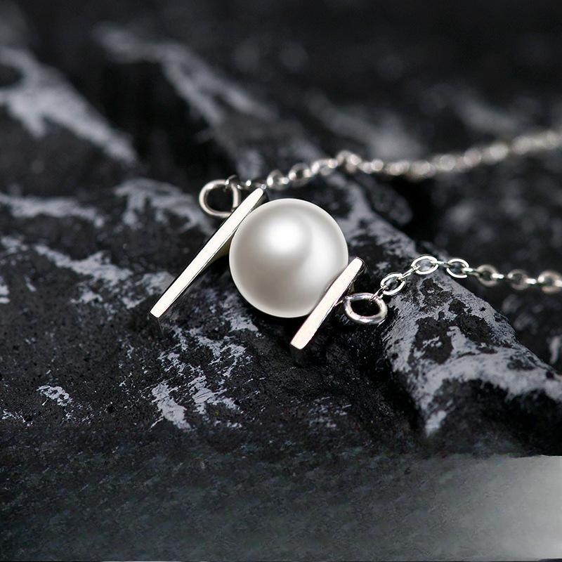 Французское ретро-маленькое жемчужное ожерелье для женщин на весну и лето, новый нишевый дизайн с цепочкой-воротником A Sense of Collar