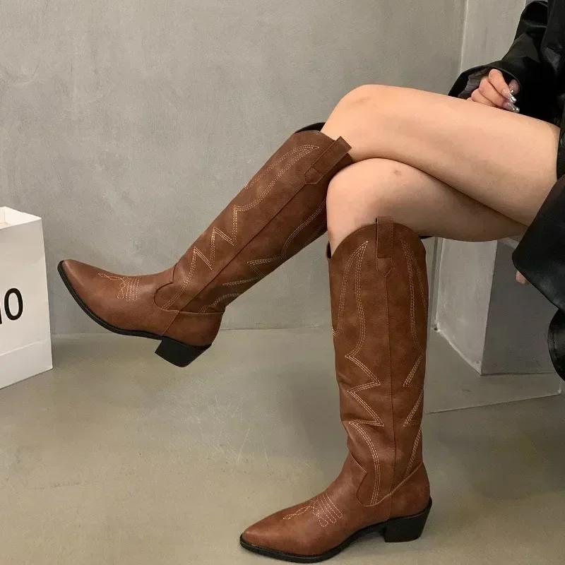 Модные женские ковбойские сапоги, модные квадратные сапоги на низком каблуке, элегантные женские длинные сапоги без застежек, зимняя обувь с острым носком для женщин