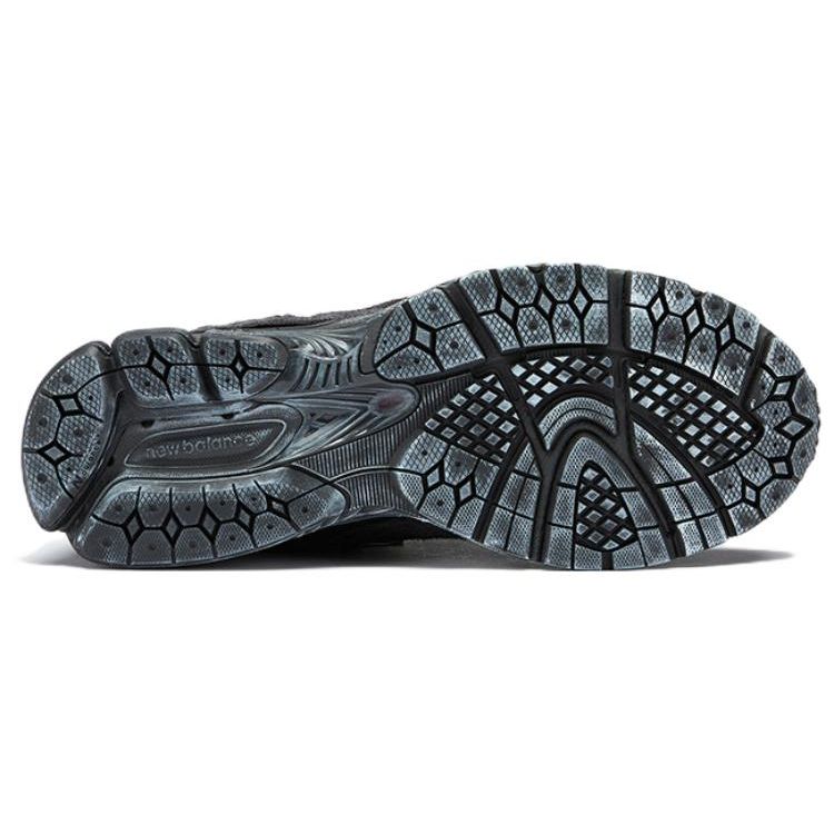 New Balance 2002R Protection Pack - кроссовки унисекс Phantom серые Magnet M2002RDB