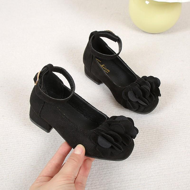 Детские кожаные туфли на высоком каблуке для девочек на вечеринку, свадьбу, весну и осень, модные детские туфли принцессы с милым цветком 2024 года, абсолютно новые