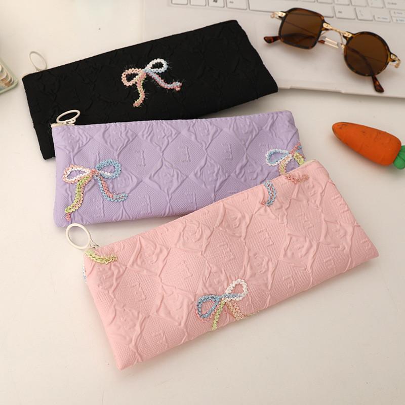 Korean Style Girls Makeup Bag With Durable Polyester Material For Travel