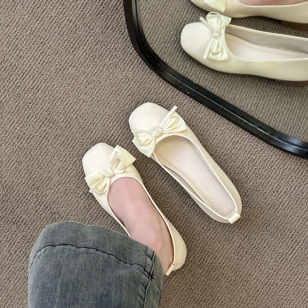 Shallow Pedal Flat-soled Bow French Mary Shoes 2025 Spring and Autumn New Fashionable Versatile Soft-soled Doudou Single Shoes