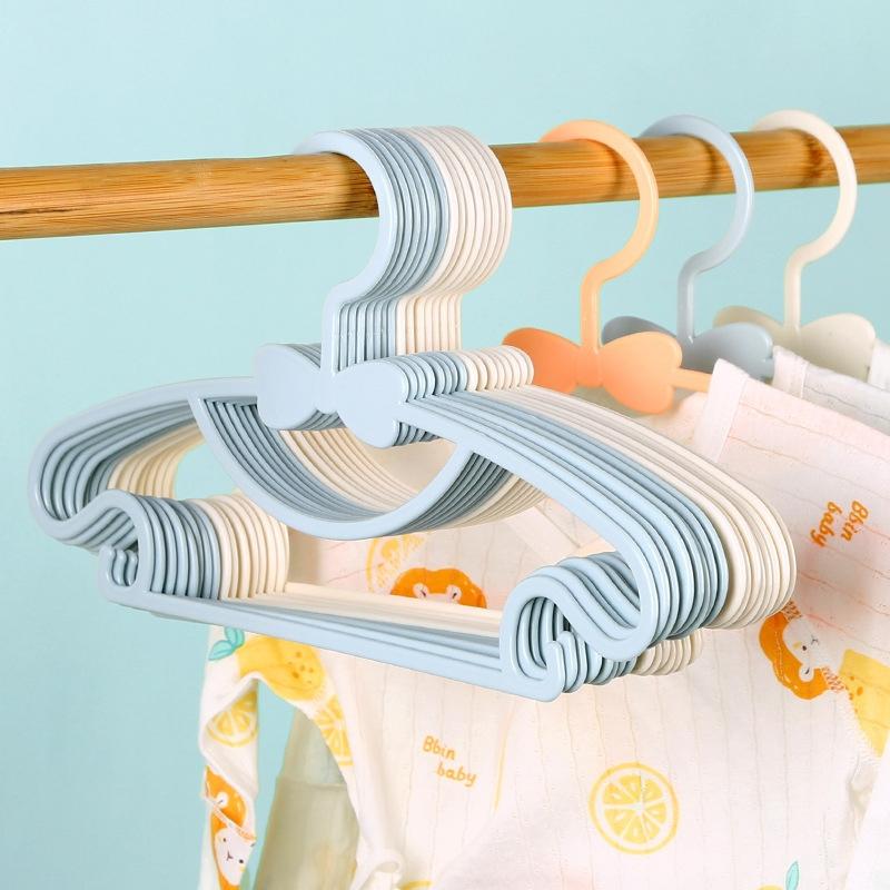 10 Pcs Children Hangers Portable Plastic Display Hangers Windproof Hangers Baby Clothing Organizer
