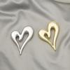 Minimalist French Luxe Metal Heart Brooch: Chic Suit Accessory