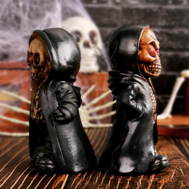 Halloween Standing Skeleton Man Ornaments Creative Halloween Horror Mask Man Resin Crafts Ornaments