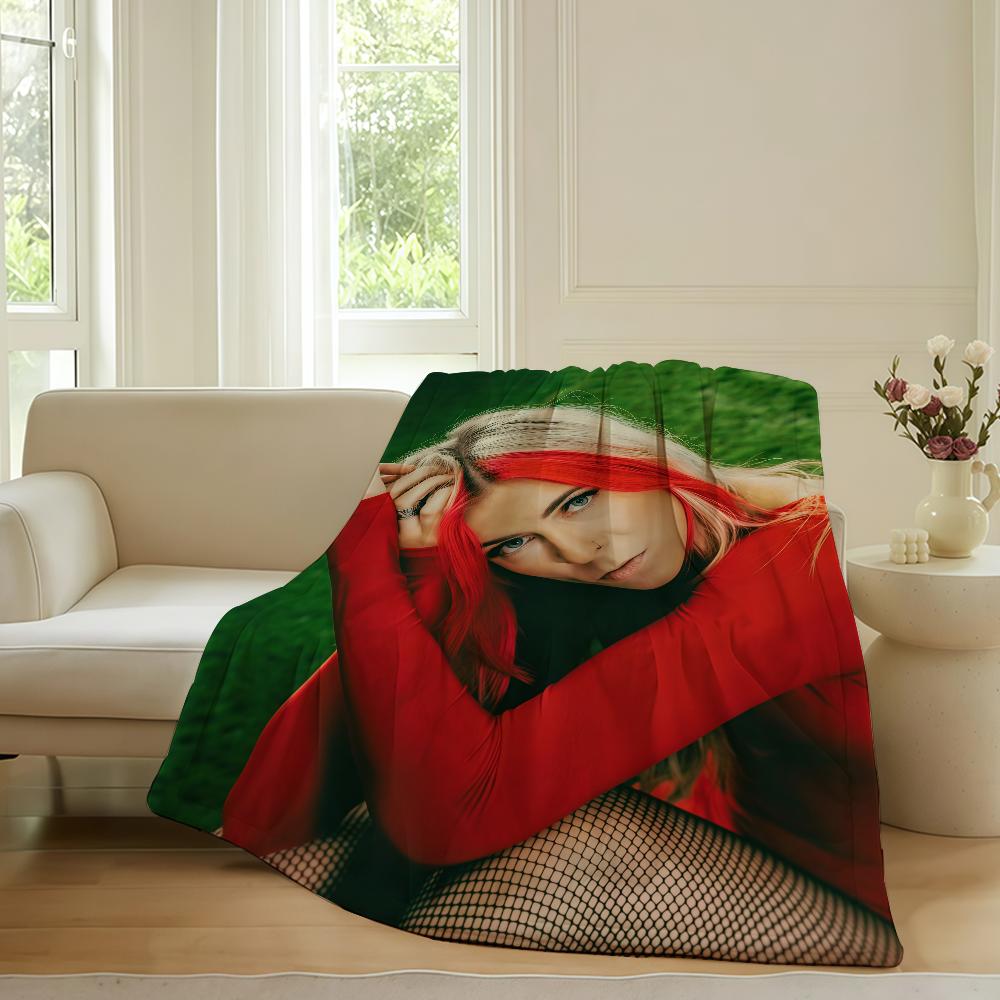 Musician Taylor Acorn Blanket For Sofa Office Bed Plane Travel Sleep Read Relax Camping Soft And Warm