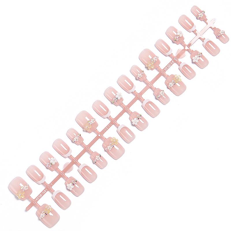 Spring-Summer French Manicure: 30-Piece Pearl Flower Wearable Nail Stickers