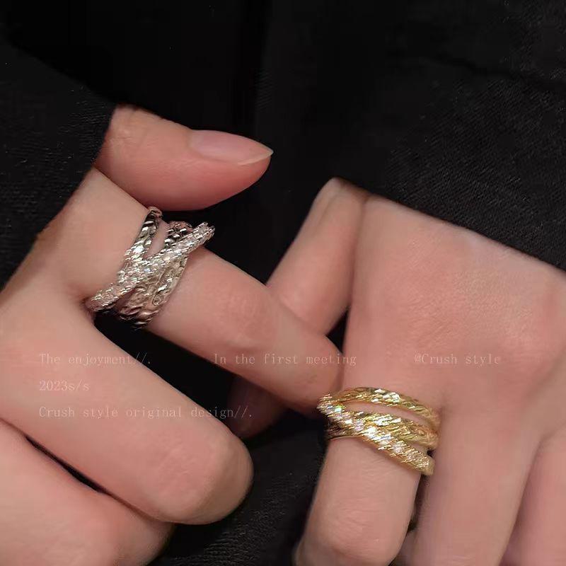 Женское многослойное открытое кольцо с цирконием: Легкая роскошь, высококачественный дизайн для указательного пальца, смелая индивидуальность, преувеличенный стиль, идеально подходит для пар.