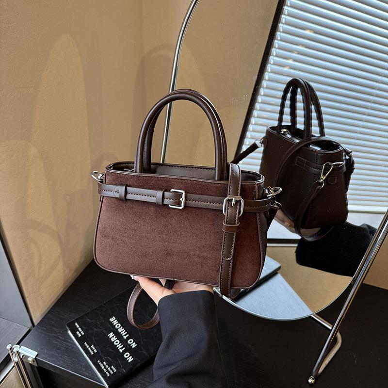 Популярная в этом году маленькая женская сумка осень-зима 2025, новая матовая ретро сумка-мессенджер, повседневная портативная сумка-ведро