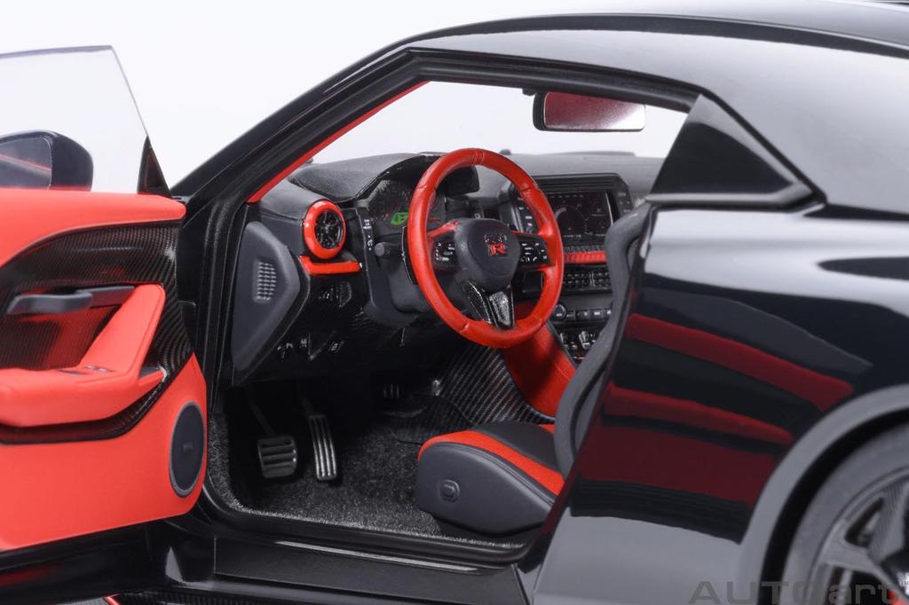 AUTOart Scale Nissan by ITALDESIGN Finished Model 77513 1/18 GT-R50 (Black/Matte Black)