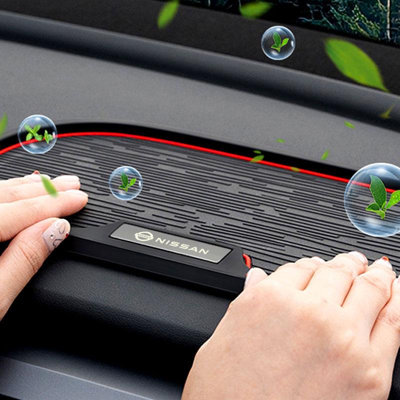 Car Anti Slip Mat Phone Holder Dashboard Car Phone Holder For Nissan Rogue Pathfinder X-Trail GTR Note Qashqai Juke Patrol