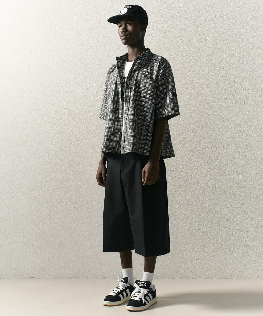 TAKEASY Wide Bermuda Pants (Black)