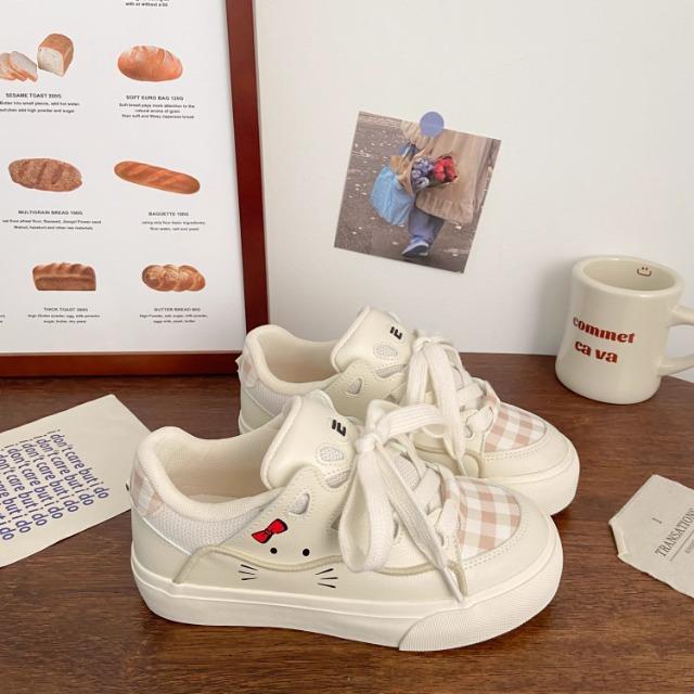 Platform Comfortable Board Shoes Women's 2025 Spring and Autumn New Cute Versatile Cat Little White Shoes Fashion Casual Women's Shoes Trend