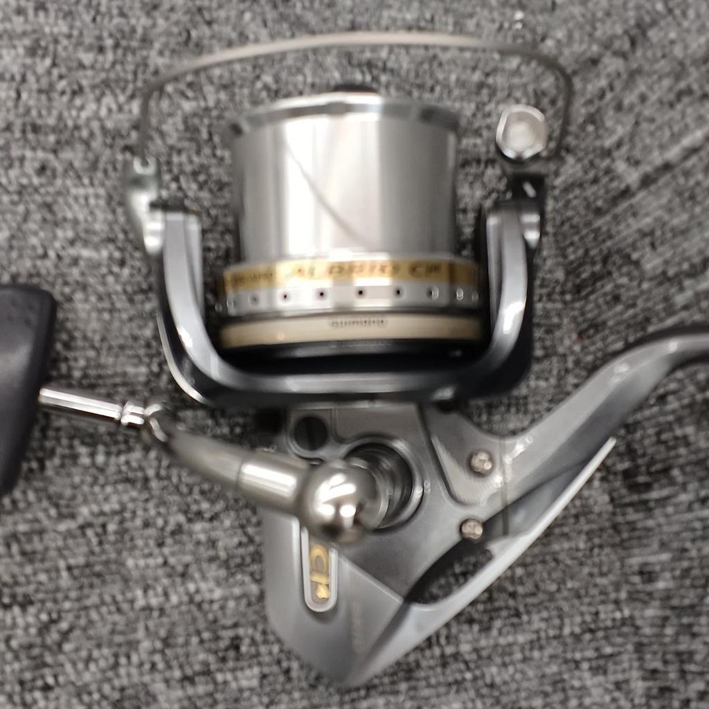 Used SHIMANO SUPERAERO spinning reel