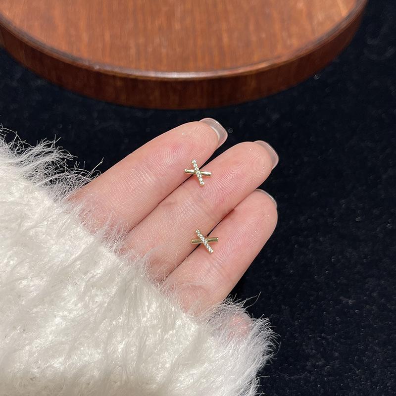 Cross Stud Earrings Women's Simple Light Luxury X-shaped Letter Glossy Earrings Niche Thin Face Inlaid Zircon Student Earrings