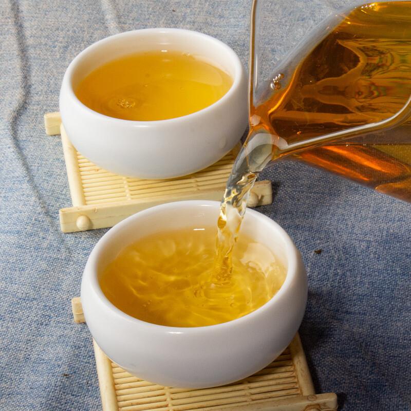 Pu-erh Tea Cake Raw Sheng Cha Yunnan 100-Year-Old Tree Golden Leaf 357g