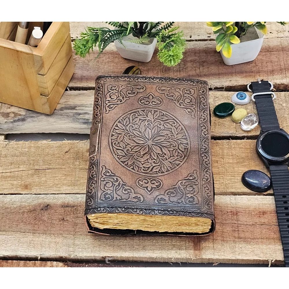 Кожаный журнал Книга заклинаний богини тройной луны книга теней Гримуар Декл