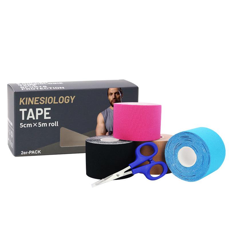 Предварительно вырезанный кинезио-пластырь на колено для лечения растяжений и занятий спортом