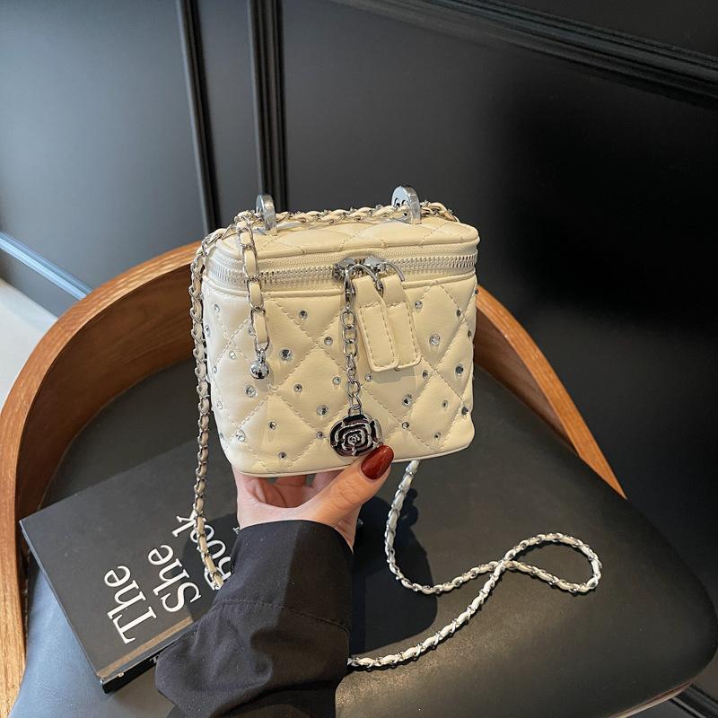 Модная сумка-цепочка ромбовидной формы в стиле Сяосянфэн, женская, 2025, новая, коробка, маленькая квадратная сумка, премиальная, универсальная, сумка-мессенджер