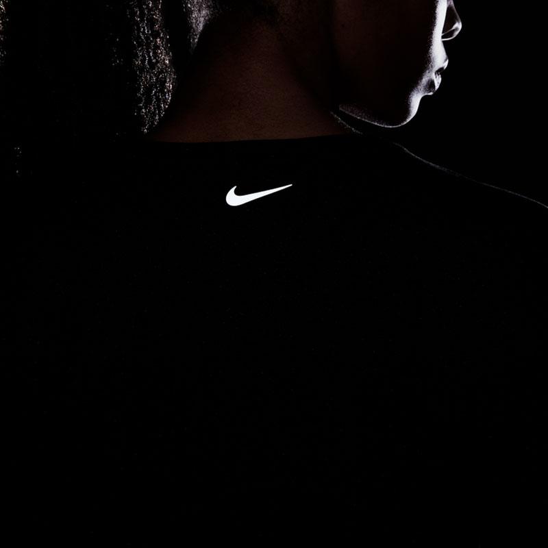 Nike Женские футболки Черная с круглым вырезом Умеренная Подделка из двух частей DJ0954-010